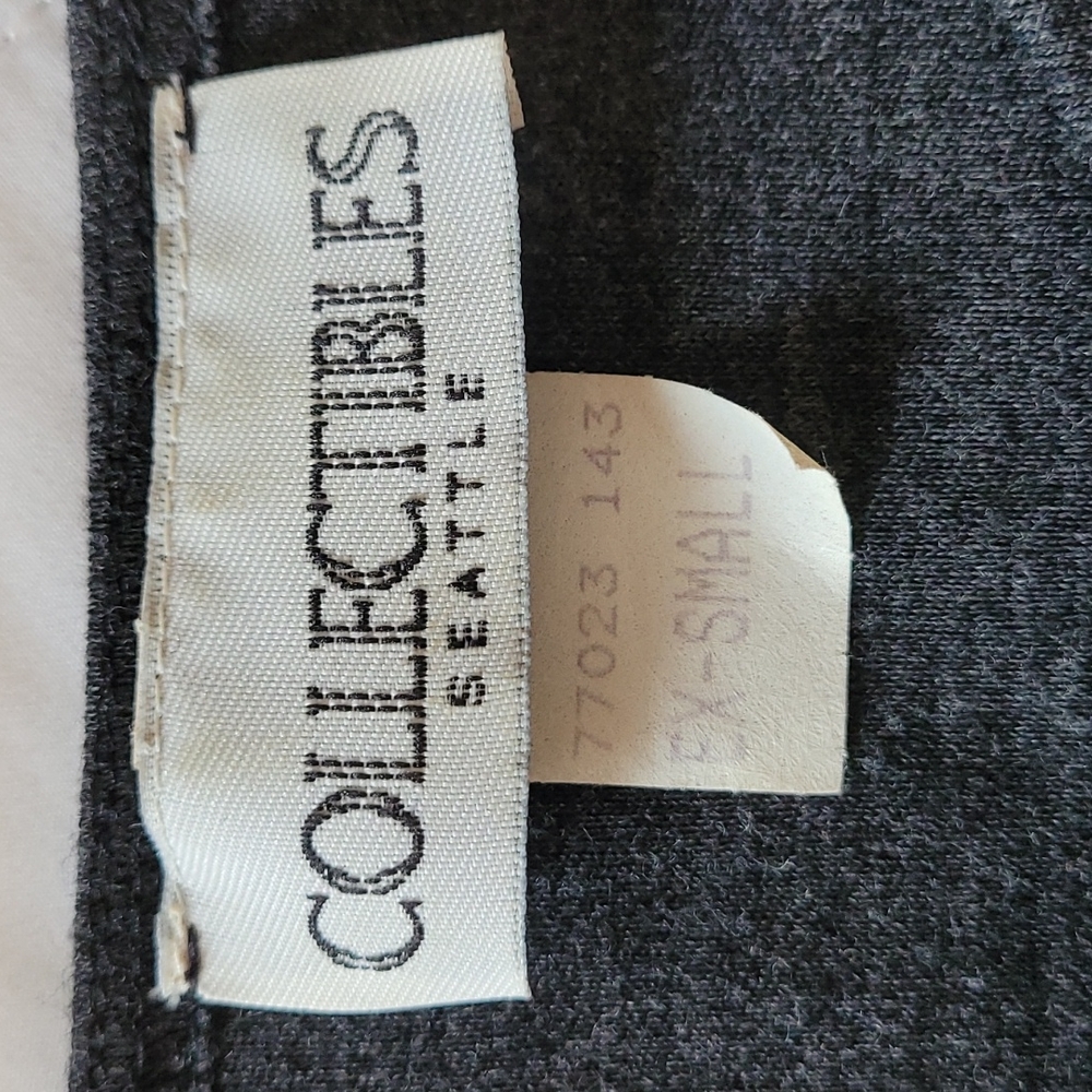 XS Wool Charcoal Dress with large pockets! - Picture 5 of 6